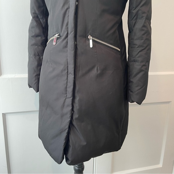 Michael Kors Coat w/versatile hood, zipper and snaps - Picture 5 of 16
